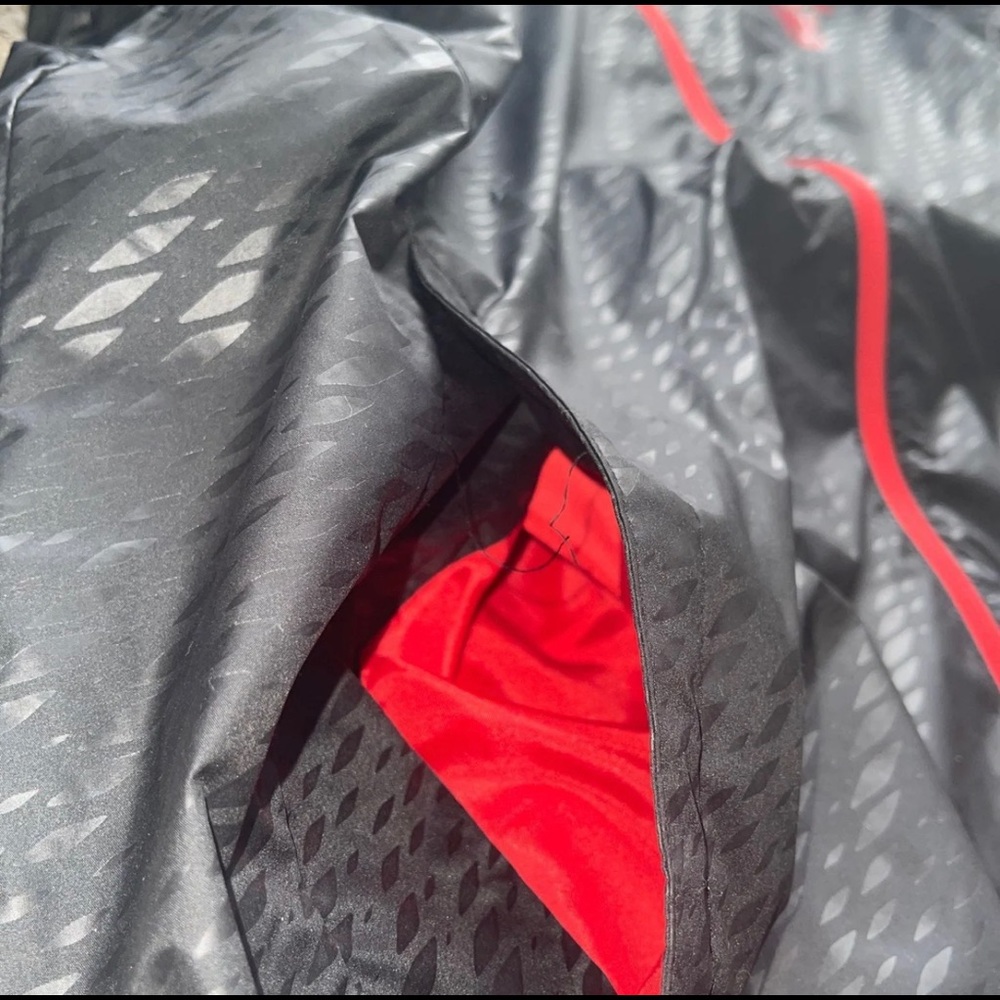 Adidas 3-Stripe Chicago Bulls Windbreaker Jacket - Picture 6 of 10